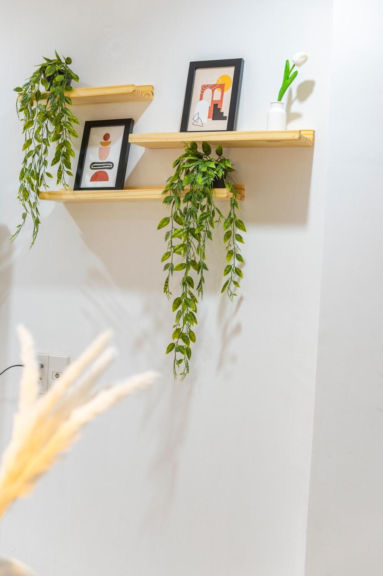 Spacious 1br Private Balcony & Cozy Netflix Căn hộ